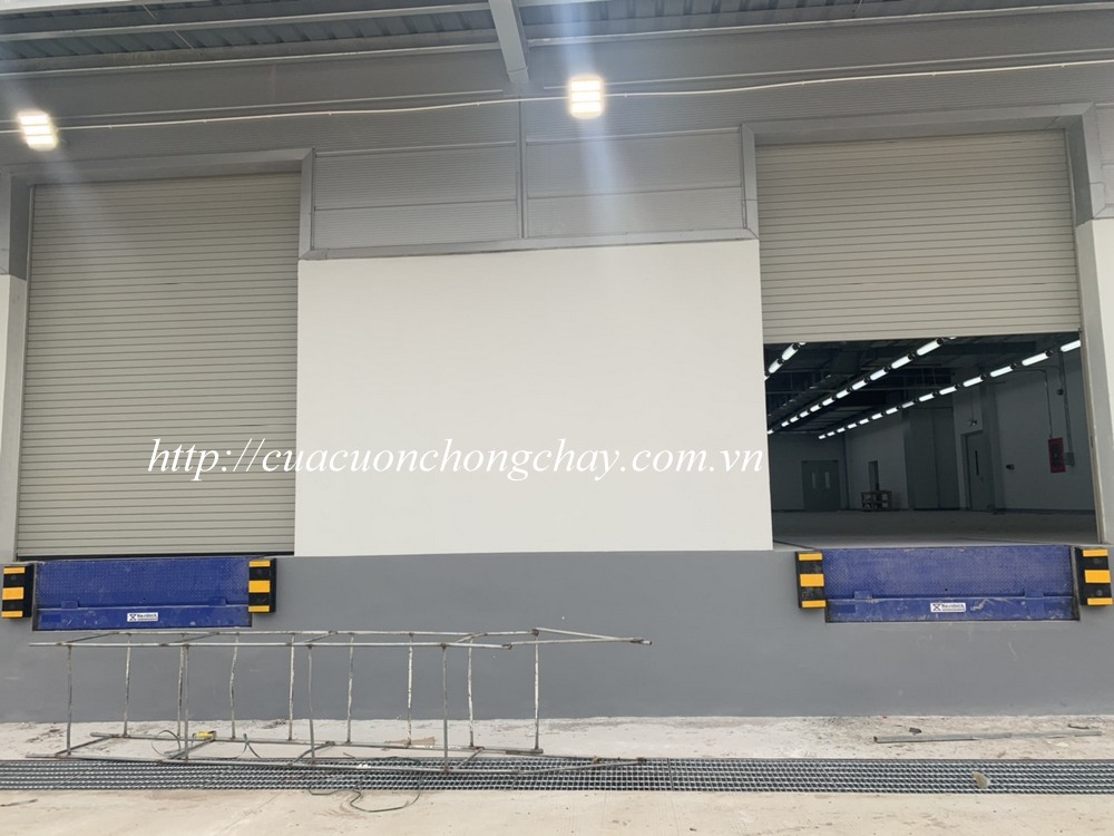 Cửa sập chống cháy, ngăn cháy khu công nghiệp nhà xưởng