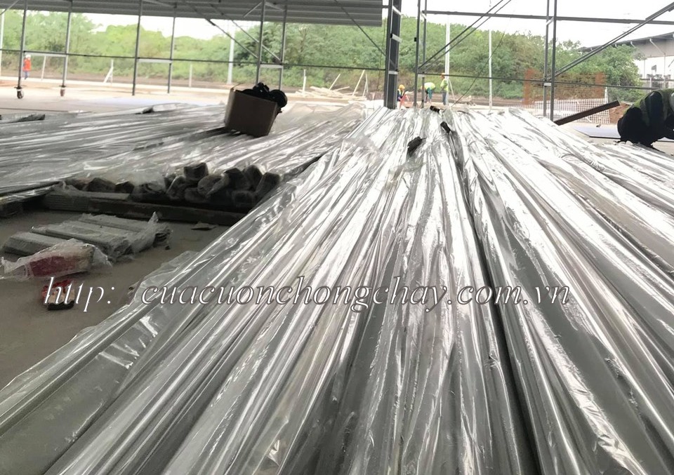 Cửa cuốn chống cháy thép FC100. Cửa cuốn chống cháy 1 lớp