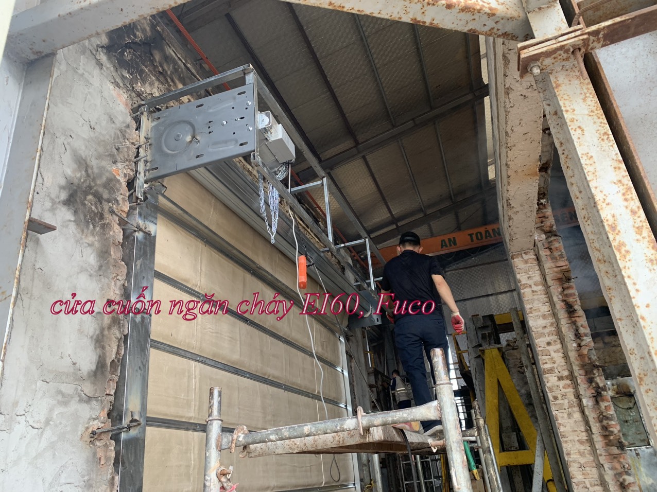 Cửa cuốn chống cháy E120, cách nhiệt EI60