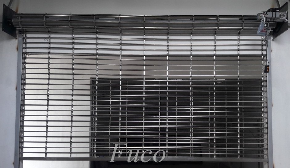 Cửa cuốn song ngang hộp 20x20, INOX 201 và INOX 304