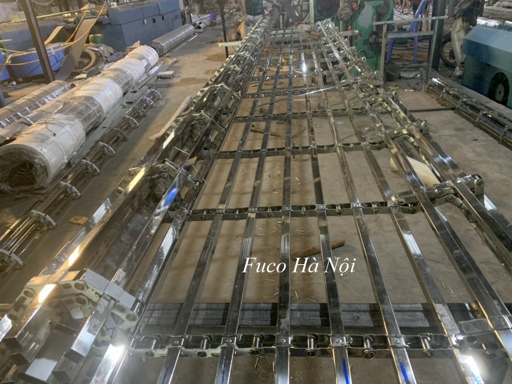 Cửa cuốn song ngang hộp 20x20, INOX 201 và INOX 304