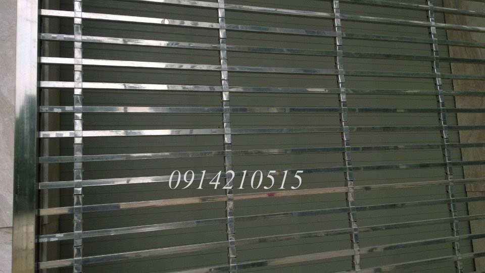 Cửa cuốn song ngang hộp 20x20, INOX 201 và INOX 304
