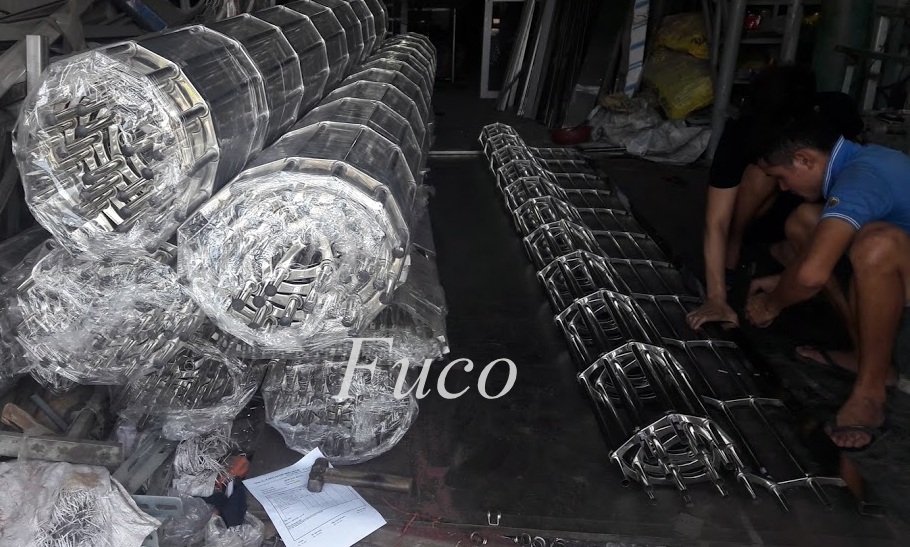 Cửa cuốn song ngang ống tròn 19 và phi 21, INOX 201 và INOX 304