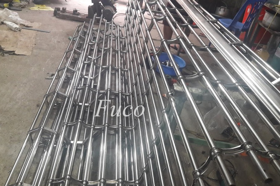 Cửa cuốn song ngang ống tròn 19 và phi 21, INOX 201 và INOX 304