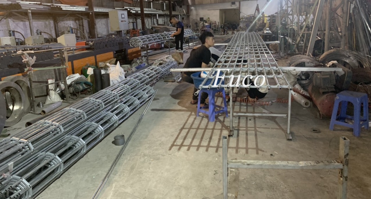 Cửa cuốn song ngang ống tròn 19 và phi 21 sơn tĩnh điện