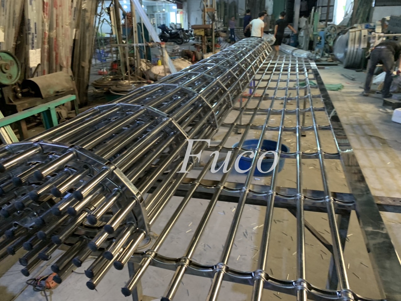 Cửa cuốn song ngang ống tròn 19 và phi 21, INOX 201 và INOX 304