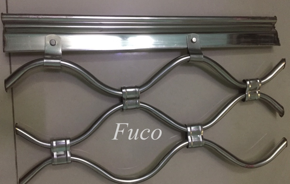 Cửa cuốn mắt võng sơn tĩnh điện và INOX 304