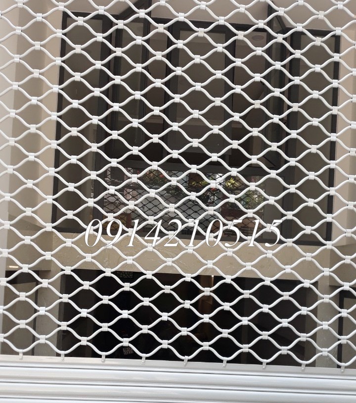 Cửa cuốn mắt võng sơn tĩnh điện và INOX 304