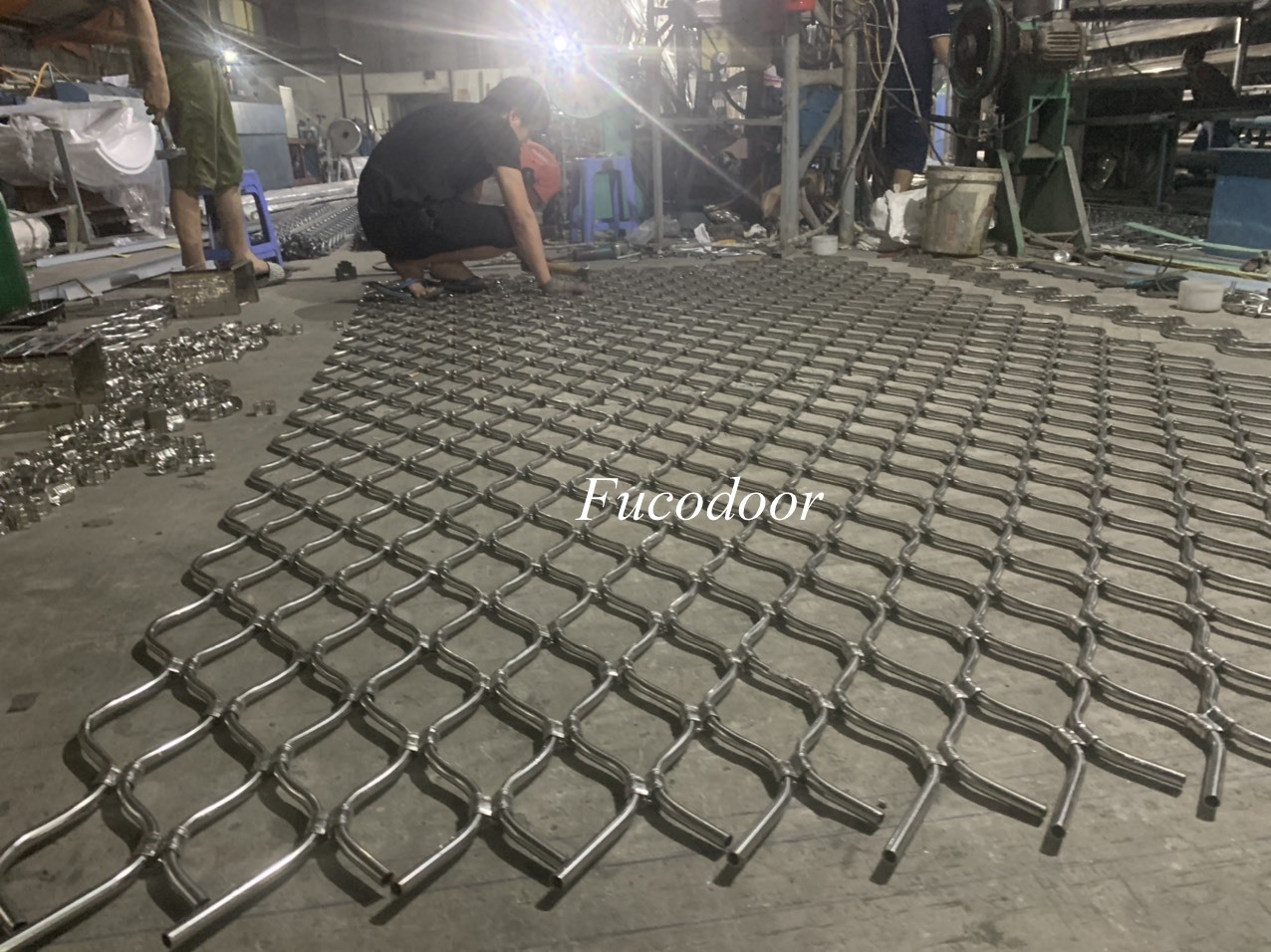 Cửa cuốn lưới , Cửa cuốn Mắt Lưới INOX
