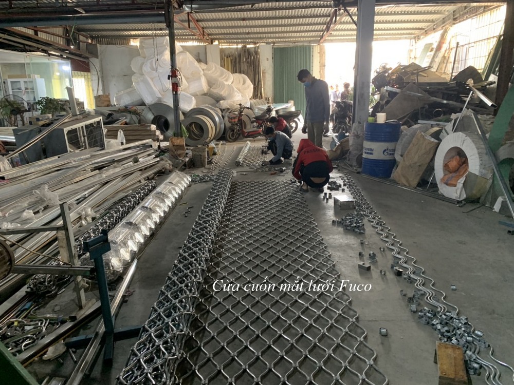 Giá cửa cuốn lưới inox