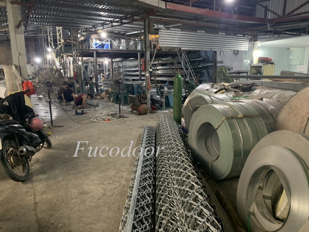 Cửa cuốn Mắt Võng tại điện máy xanh Ninh Thuận, Báo giá cửa cuốn mắt lưới tại Hà Nội