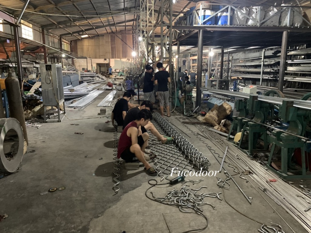 Bảng Báo Giá Cửa Cuốn Mắc Võng, Mắt Võng, Mắt Cáo, Báo giá cửa cuốn lưới, báo giá cửa cuốn mắt võng