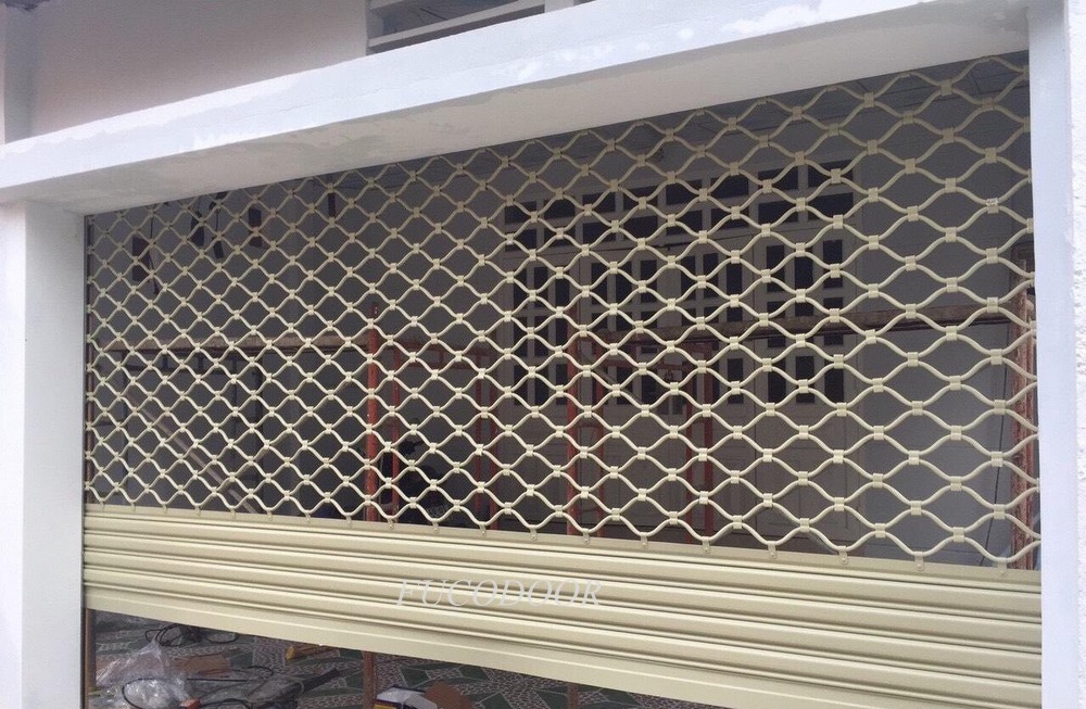 Cửa cuốn Mắt Võng tại Hưng Yên
