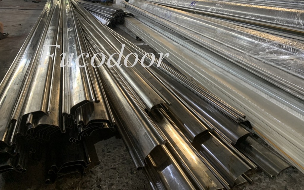 Các mẫu cửa nhà xưởng, cửa cuốn Siêu Trường Nhà Xưởng, cửa cuốn siêu trường loại ST100
