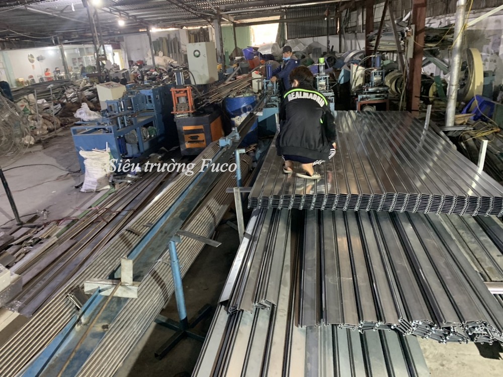 Các mẫu cửa cuốn nhà xưởng
