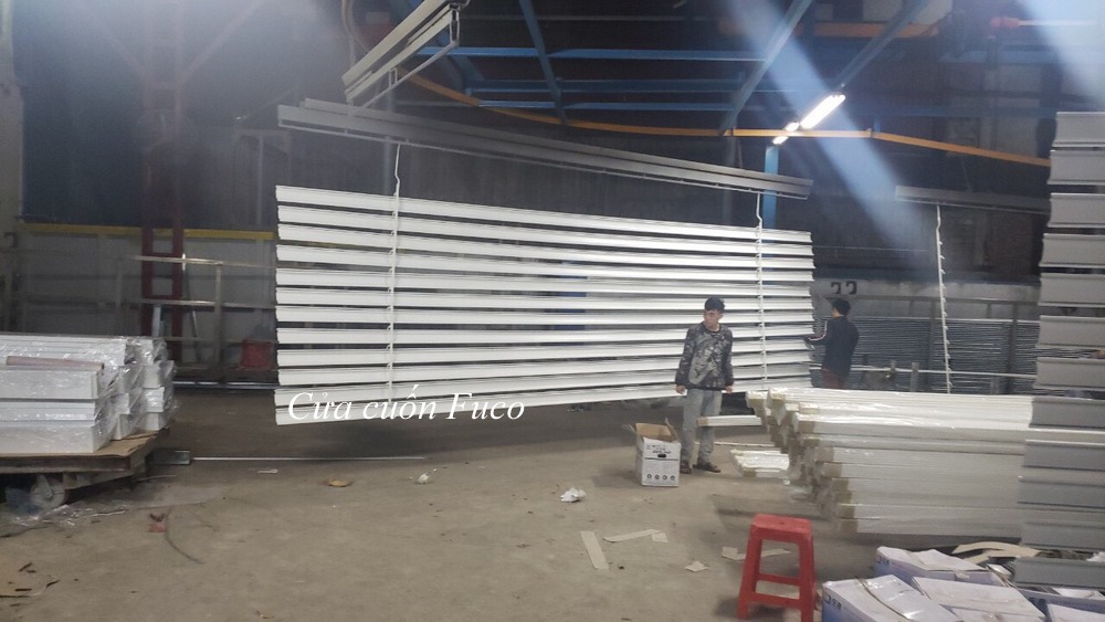 Cửa cuốn đài loan, cửa cuốn nhà xưởng, cửa cuốn thép mạ màu đài loan dầy 0,5dem đến 1ly, cửa cuốn cho nhà xưởng siêu trường mạ màu