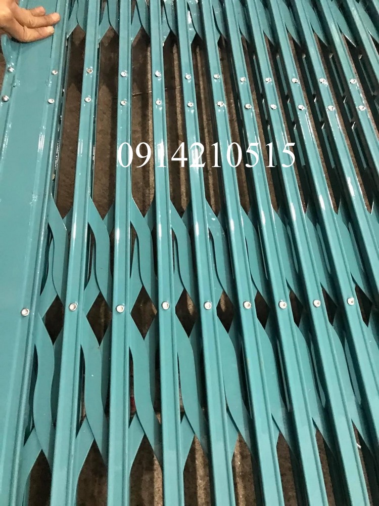 Cửa sắt xếp kéo sơn tĩnh điện