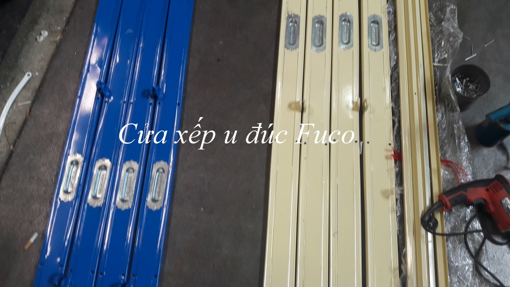 Cửa xếp U Đúc sơn tĩnh điện, cửa xếp, cửa xếp Đài Loan, cửa xếp INOX 